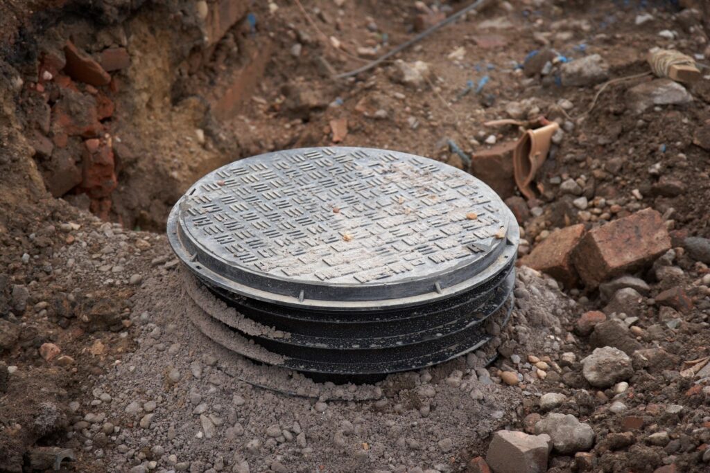 underground storage tank leaking into ground